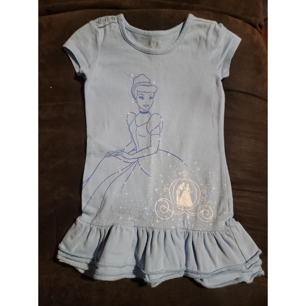 The disney store Cinderella dress size 2 3
